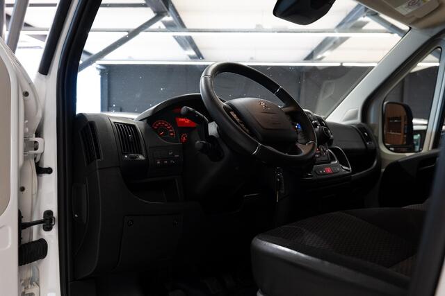 Peugeot BOXER 333 2.2 BlueHDi 140 L2H2 Asphalt Airco