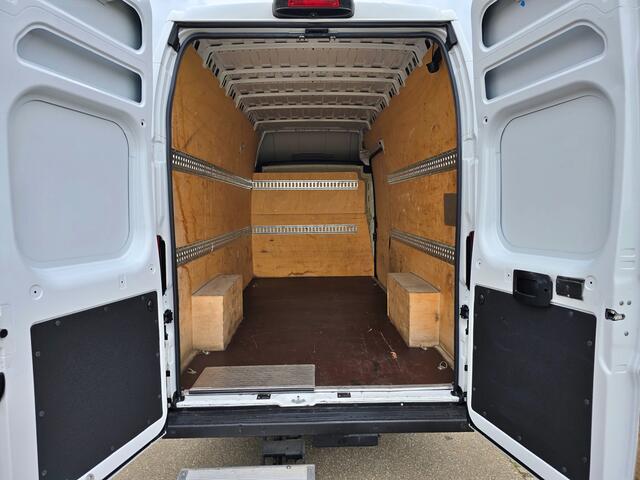 Peugeot BOXER 435 2.2 BlueHDi L4 H3 - 165 Pk - Euro 6 - Airco - ParkeerCamera - Laadklep