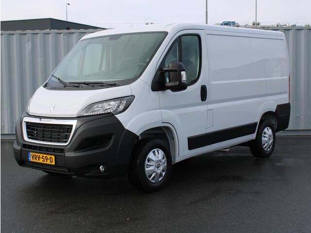 Peugeot BOXER 330 2.2 BlueHDi 120 L1H1 Asphalt TREKHAAK/NAVI/HEAVY DUTY