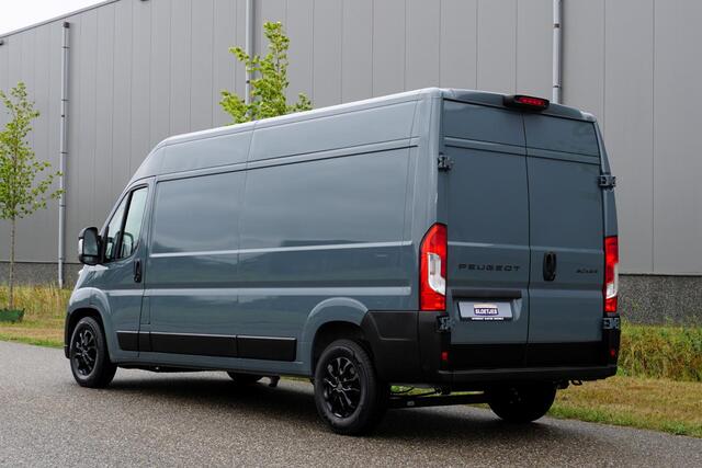 Peugeot BOXER 2.2 BlueHDi 180 L3H2 3.5t in Nieuwstaat |Automaat |Camera |Cruise |Navi |Groot scherm |2e airbag |BPM voordeel! |Climate control |Parkeersensoren |180 pk