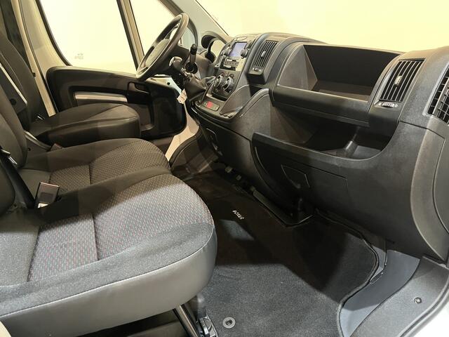 Peugeot BOXER 335 2.2 BlueHDi 140 PK L3H2 Premium / Dhollandia Laadklep / Euro 6 / Airco / Camera / Cruise Control / Navigatie / 3-Zits / 40.000 KM !!