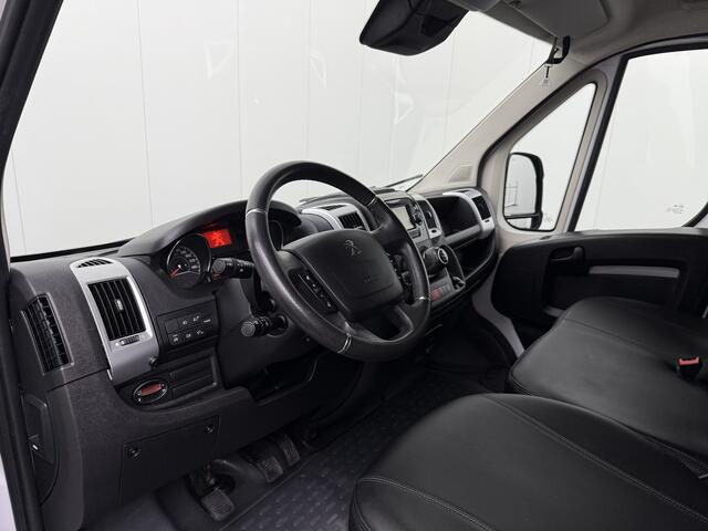 Peugeot BOXER 2.2BlueHDi 165PK L3H2 Zwaar Grip | 2xSchuifdeur | Multimedia | Camer | Airco | Cruise | Trekhaak 3000Kg