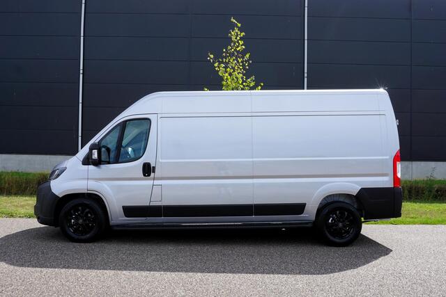 Peugeot BOXER 2.2 BlueHDi 180 L3H2 3.5t Nieuw en BPM vrij |180 pk automaat |2e airbag |Groot scherm |Navi |Climate control |Cruise |Metallic |Mooie camperbasis