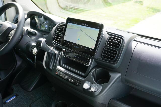 Peugeot BOXER 2.2 BlueHDi 180 L3H2 3.5t Nieuw en BPM vrij |180 pk automaat |2e airbag |Groot scherm |Navi |Climate control |Cruise |Metallic |Mooie camperbasis