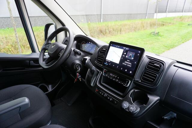 Peugeot BOXER 2.2 BlueHDi 180 L4H3 3.5t Zwaar Automaat |In topstaat |Full-Option |Adaptive Cruise |Groot scherm |Full-LED |Parkeersensoren rondom |2e airbag |BPM voordeel! |Mooie camperbasis