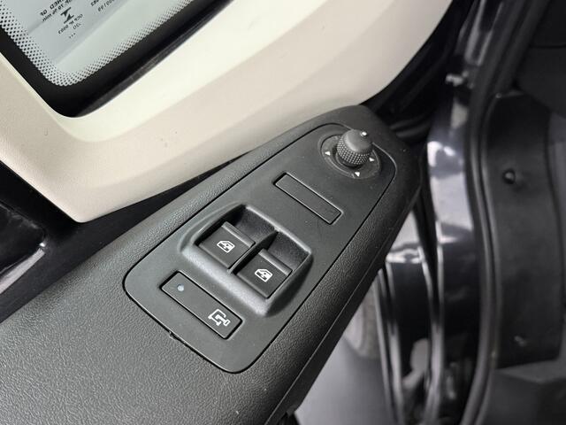 Peugeot BOXER 2.2 BlueHDI 140PK L2H2 | Multimedia | Airco | Cruise | 3-Zits | Trekhaak