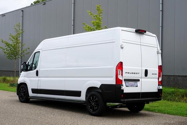 Peugeot BOXER 2.2 BlueHDi 140 L3H2 3.5t in Nieuwstaat |Mooie camperbasis met BPM voordeel |Automaat |Full-LED koplampen |Camera |Cruise |Navi |2e airbag |Leder stuur |Digitaal dashboard