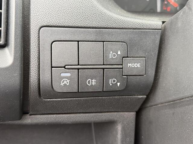 Peugeot BOXER 330 2.2 BlueHDi 120 L1H1 Premium
