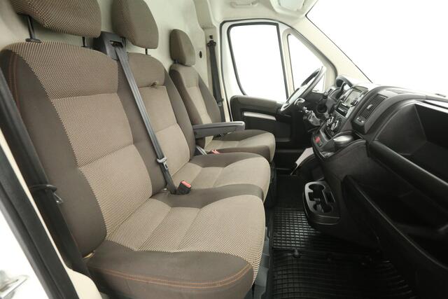 Peugeot BOXER 2.2 BlueHDI 140PK L2H2 | Marge | Airco | Camera | Cruise | 3 Zits | Trekhaak | Parkeersens.