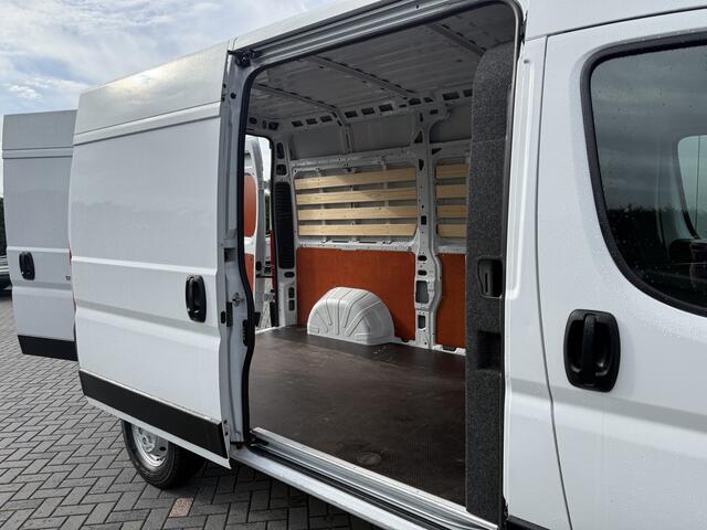Peugeot BOXER 2.2 BlueHDi 120 PK / L2H2 / 23.081 KM! / 1e EIG. / ECC / CRUISE / DAB+ / CARPLAY / 3-ZITS – foto 9