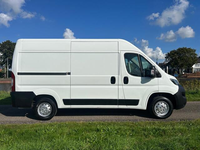 Peugeot BOXER 330 2.0 BlueHDI L2H2 Premium | 3 Zitplaatsen | Cruise | Bluetooth | Airco – foto 5