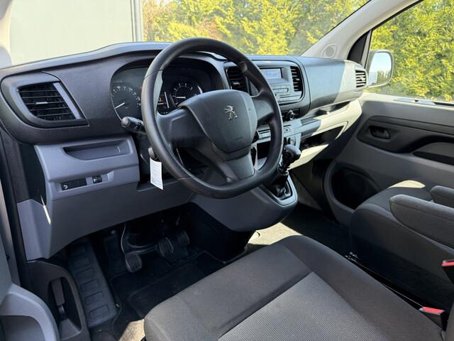 Peugeot EXPERT 1.5 BlueHDI 102 PK / L2H1 / AIRCO / CRUISE / TREKHAAK / NETTE BUS