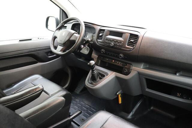 Peugeot EXPERT 231S 2.0 BlueHDI 120 Premium | Trekhaak | Airco | Cruise-control | Luxe dubbele cabine | Park pilot achter | Betimmering laadruimte |