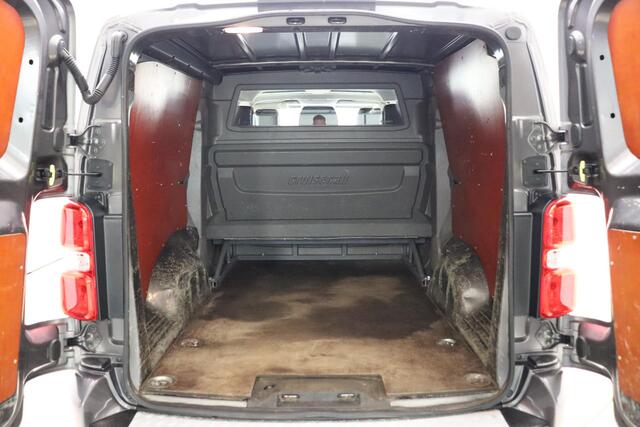 Peugeot EXPERT 231S 2.0 BlueHDI 120 Premium | Trekhaak | Airco | Cruise-control | Luxe dubbele cabine | Park pilot achter | Betimmering laadruimte |