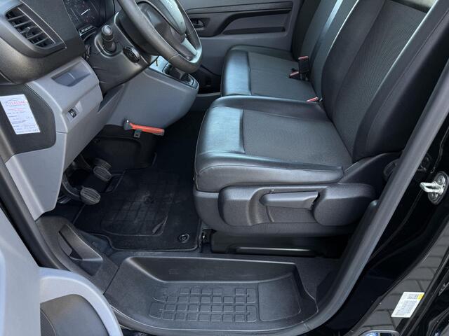 Peugeot EXPERT 2.0 BlueHDI 120 Standard Premium ?Half Leder ?Airco ?Cruise ?3-Persoons ?Schuifdeur Rechts ?Trekhaak ?Parkeersensoren ?Lichtmetaal
