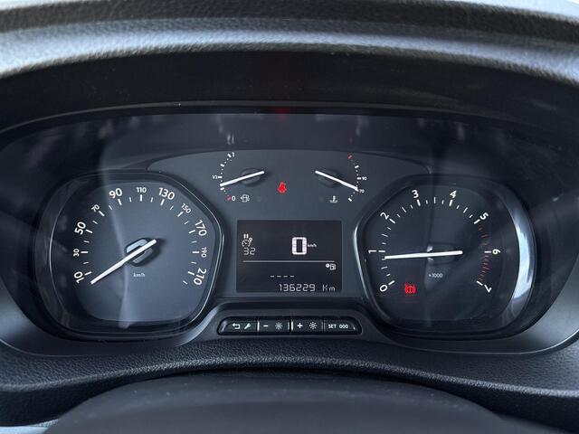Peugeot EXPERT 2.0 BlueHDI 120 Standard Premium ?Half Leder ?Airco ?Cruise ?3-Persoons ?Schuifdeur Rechts ?Trekhaak ?Parkeersensoren ?Lichtmetaal