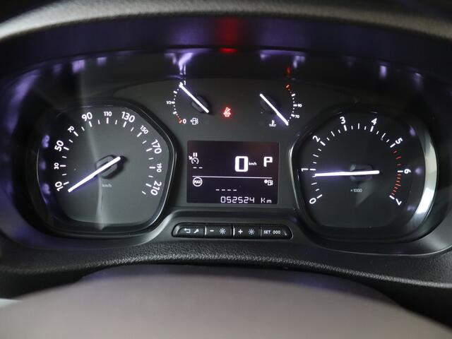 Peugeot EXPERT 2.0 BlueHDI 145pk L2 Asphalt Automaat | RIJKLAAR! | Climate Control | Trekhaak | Navigatie MD