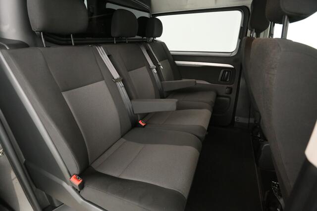 Peugeot EXPERT 231L 2.0 BlueHDI 177PK L3H1 | MARGE! | Dubbele Cabine | 5 Persoons | LED Airco 360Camera Cruise Carplay Trekhaak 2xSchuifdeur Navigatie PDC