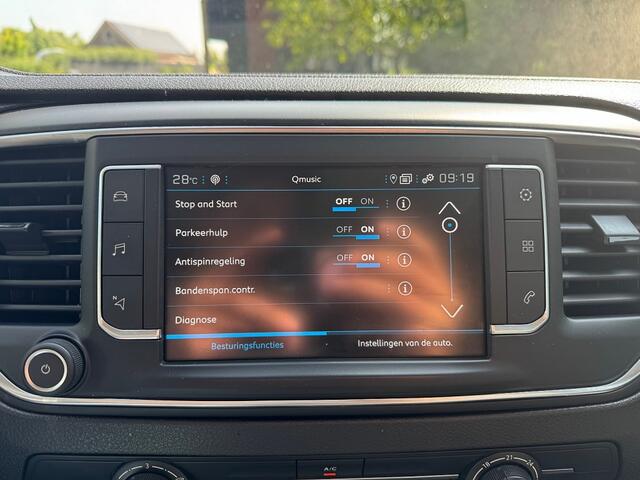 Peugeot EXPERT 1.5 HDI 100pk Premium 3p airco,1/2leer,navigatie,cruise,pdc,trekhaak