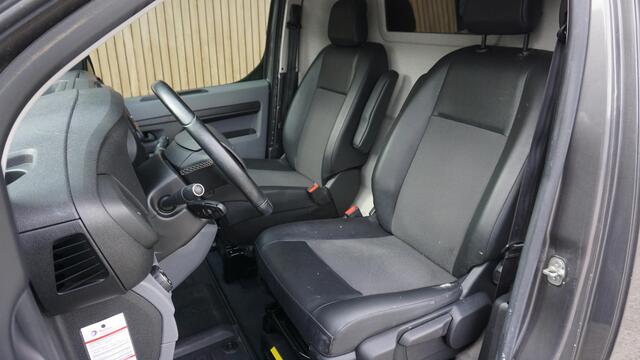 Peugeot EXPERT 2.0 122PK BlueHDI 120 Premium Airco Apple carplay * NL AUTO * Parkeersensoren DAB 17inch LM 73100KM *1ste eigenaar*