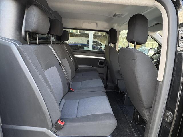 Peugeot EXPERT 2.0HDI 120pk Automaat Asphalt Dubbel Cabine | Head-up display | Adaptieve Cruise Control | Trekhaak | Dodehoek detectie | Navigatie | Lichtmetalen velgen