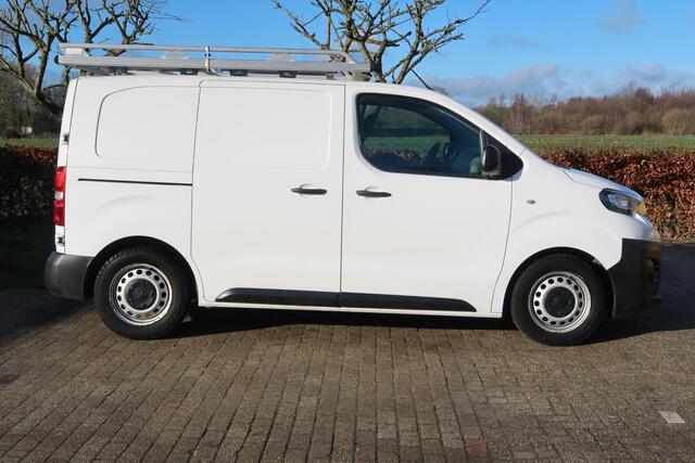 Peugeot EXPERT 226C 1.6 BlueHDI 95 Pro MARGE Trekhaak cruise Imperiaal distributie vervangen