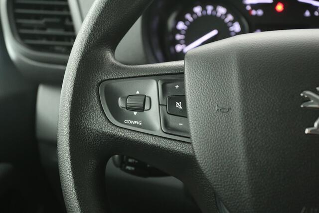 Peugeot EXPERT 2.0 BlueHDI L3H1 | DC | 6 Zits | Airco | Cruise | Camera | Trekhaak | Carplay | Imperiaal | Navi