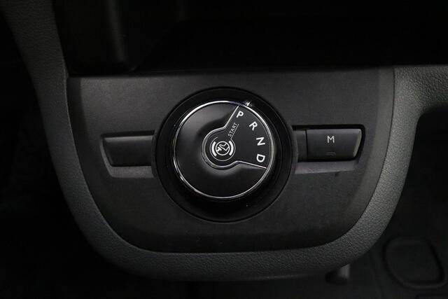 Peugeot EXPERT 227S 2.0 BlueHDI Premium Pack 180 Pk | 2-Zits | Automaat | Grip Control | Navigatie | Airco | Trekhaak | Cruise Control | Laadvloer