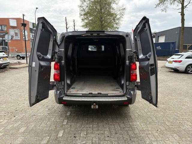 Peugeot EXPERT L3 Long Sport 2.0 BlueHDi 180pk EAT8 | TREKHAAK | CAMERA | NAVI | DODEHOEKBEW. | DAB+ | APPLE CARPLAY / ANDROID AUTO | HEAD-UP DISPLAY | AIRCO | LM-VELGEN |