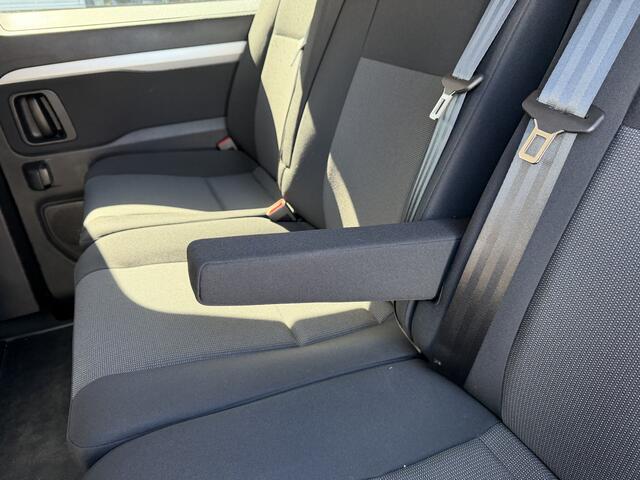 Peugeot EXPERT 2.0 BlueHDI 177pk automaat S&S L3H1 DC 5 persoons / vaste prijs rijklaar ¤ 27.950 ex btw / lease vanaf ¤ 456 / dubbele schuifdeur / euro 6 / bpm vrij / airco / cruise / navi / trekhaak !