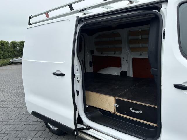 Peugeot EXPERT 2.0 BlueHDI 123 PK / L2H1 / 1e EIG. / IMPERIAAL / TREKHAAK / AIRCO / CRUISE / CARPLAY