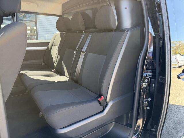 Peugeot EXPERT 2.0 BlueHDI 177pk automaat S&S L3H1 DC 5 persoons / vaste prijs rijklaar € 27.950 ex btw / lease vanaf € 456 / dubbele schuifdeur / euro 6 / bpm vrij / airco / cruise / navi / trekhaak !