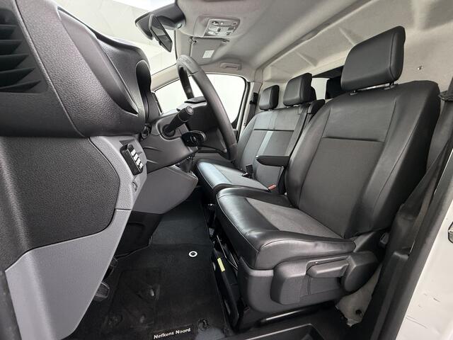Peugeot EXPERT 2.0HDI 123PK 3-Persoons Euro 6 Imperiaal 2X Schuifdeur Trekhaak 360°Camera BlindSpot Assistent Apple Carplay Android Auto Cruise Control DAB Pdc Premium Betonplex Vloer Wandbetimmering Regen-Lichtsensor 2.500KG Trekgewicht 1e Eigenaar Origineel Nederlands