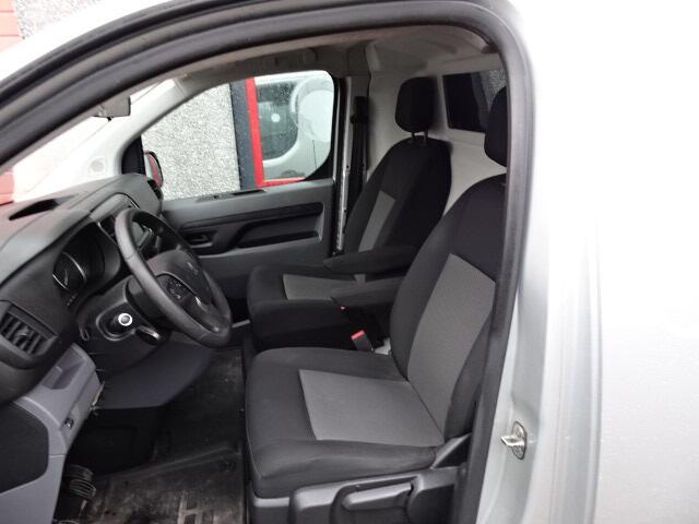 Peugeot EXPERT 231S 2.0 BlueHDI 120 Premium – foto 7