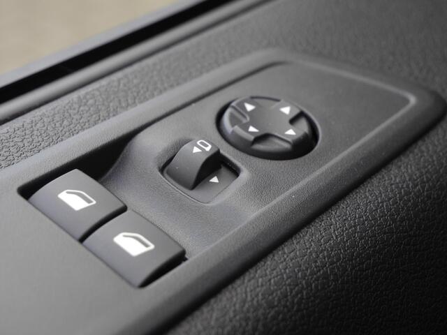 Peugeot EXPERT 2.0 BlueHDi 145 L3 | Nieuwe auto | Full led | Bumpers in kleur | Lichtmetalen velgen | Afneembare trekhaak | Navigatie | Achteruitrijcamera | Adaptive cruisecontrol | Laadruimte pakket | Keyless entry en start | Stoel en stuurverwarming – foto 10