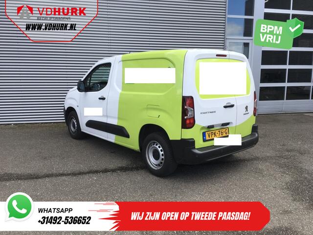 Peugeot PARTNER 1.5 HDI 100 pk BPM VRIJ! NL Auto/ 3 Pers./ Carplay/ Camera/ PDC/ Betimmerd/ Cruise/ Airco