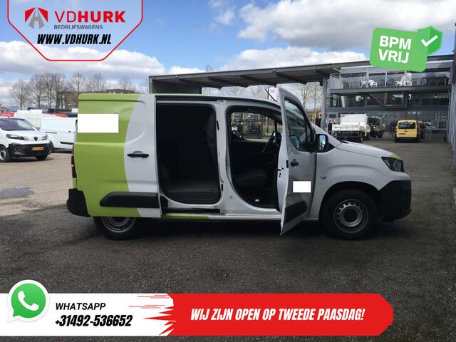 Peugeot PARTNER 1.5 HDI 100 pk BPM VRIJ! NL Auto/ 3 Pers./ Carplay/ Camera/ PDC/ Betimmerd/ Cruise/ Airco