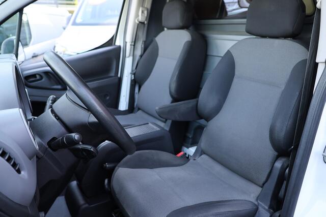 Peugeot PARTNER 120 1.6 BlueHDi 100 | Airco | Cruise control | PDC | Imperiaal | Elek. ramen | Bluetooth | MF Stuur | Houten vloer | NAP Logisch | NL Auto