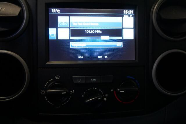 Peugeot PARTNER 1.6 100 PK L1 Premium Pack Airco Bluetooth Navi PDC 2-zits