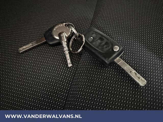 Peugeot PARTNER 1.6 BlueHDi 100pk L1H1 Euro6 Airco | Navigatie | Cruisecontrol | Trekhaak | Apple Carplay Parkeersensoren