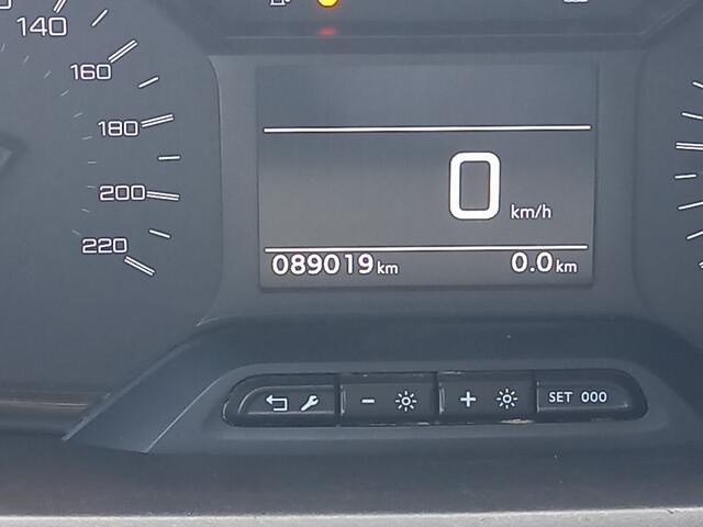 Peugeot PARTNER 1.6 BlueHDI Asphalt met o.a. Navigatie, Camera, Trekhaak en Sensoren voor en achter!