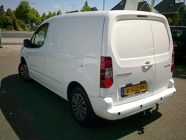 Peugeot PARTNER 120 1.6 BlueHDi 100 L1 Premium Pack S&S VOORZIEN VAN AIRCO+CRUISE+BIJRIJDERSBANK