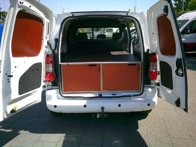 Peugeot PARTNER 120 1.6 BlueHDi 100 L1 Premium Pack S&S VOORZIEN VAN AIRCO+CRUISE+BIJRIJDERSBANK