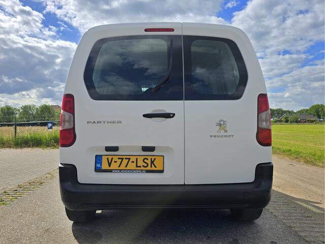 Peugeot PARTNER 1.2 PureTech Premium BENZINE - 110 Pk - Euro 6 - Airco -Cruise Control