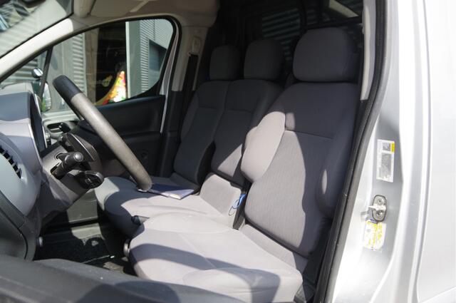 Peugeot PARTNER 1.6 BlueHDi Première S&S AUT. TREKHAAK, NAVI, CRUISE, AIRCO, PARKEERSENSOREN, APPLE CARPLAY, NAP, NL AUTO