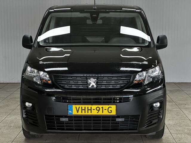 Peugeot PARTNER 1.5 BlueHDI Premium/ AUTOMAAT!/ Zij-Schuifdeur rechts/ Trekhaak/ Navi/ Apple + Android/ Airco/ Cruise/ Elek. pakket/ Isofix/ Bluetooth/ Armsteun/ Multi. Stuur/ Mistl./ PDC/ Dagrijverl.