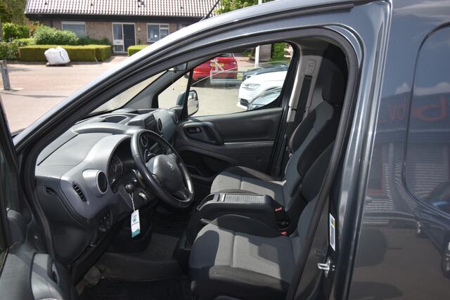 Peugeot PARTNER 122 1.6 BlueHDi 100 L2 Premium Pack S&S , TREKHAAK , NAVI , CR CONTR , PDC A , A UITRIJ CAM ,