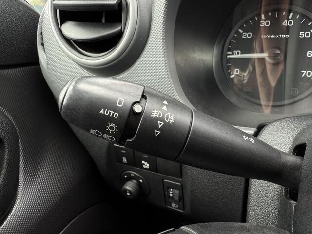 Peugeot PARTNER 120 1.6 BlueHDi 100 L1 Première ?LED DRL ?Navigatie ?Climate ?Cruise ?Schuifdeur Rechts ?Apple CarPlay & Android auto ?Parkeersensoren ?Trekhaak