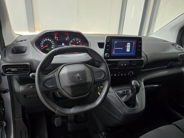 Peugeot PARTNER 1.5 BlueHDI Premium Long | Navi | Pdc | Camera | Trekhaak |