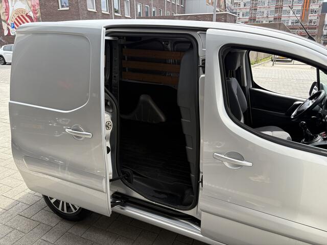 Peugeot PARTNER 120 1.6 BlueHDi 100 L1 Première NAVIGATIE/TELEFOON/NL AUTO/NAP